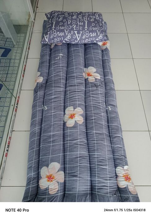 У́рин Ку́рпалар . Матрас, Ку́рпа, Ёстик. Kurpaca