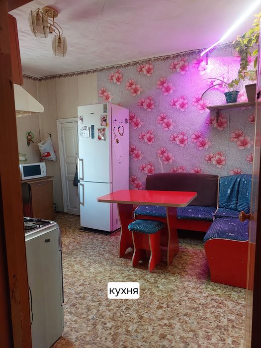 Дом в Пришахтинске. ЛАЗО 49