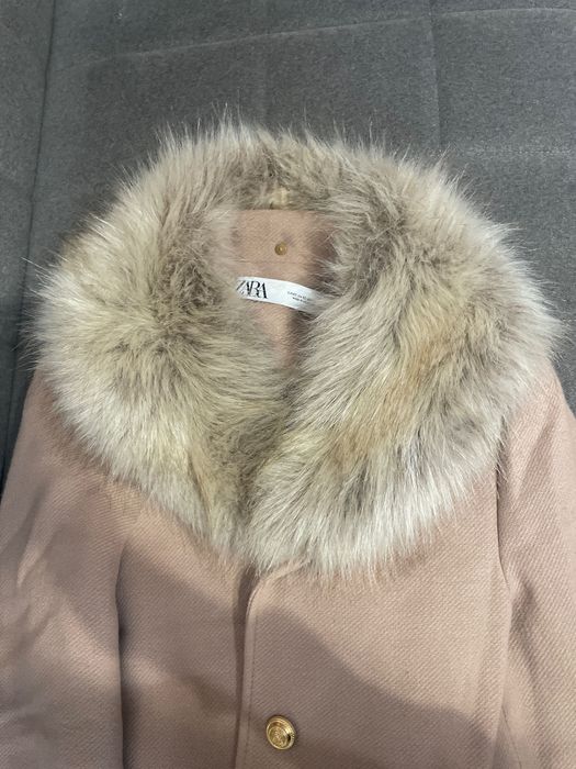 Zara бежово дамско палто