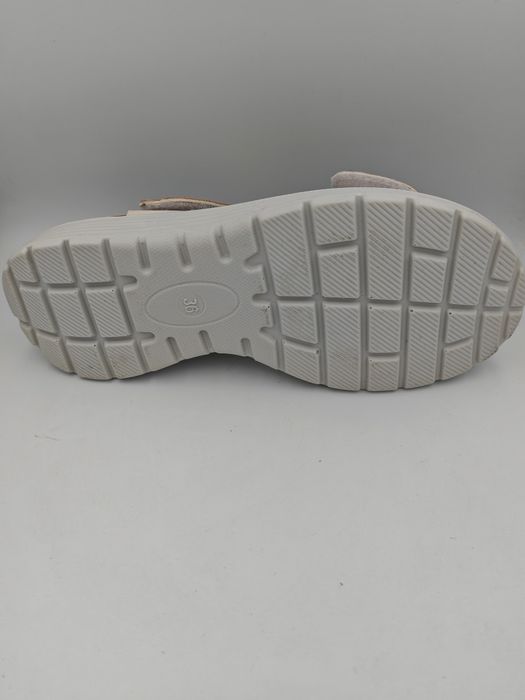 Sandale comode pentru femei