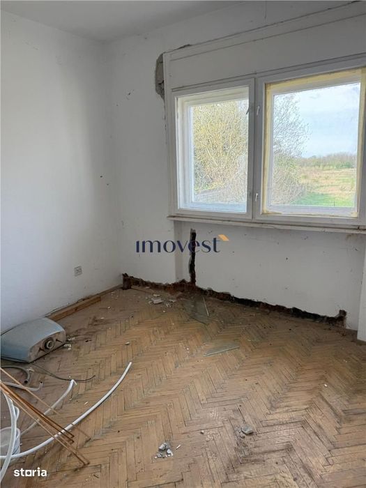 Duplex de vanzare in Satu Mare | 5 camere, demisol complet, zona Titul