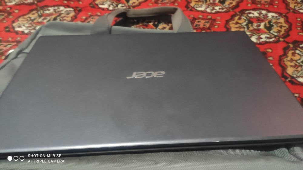 Notbuk sotiladi zudlik bilan