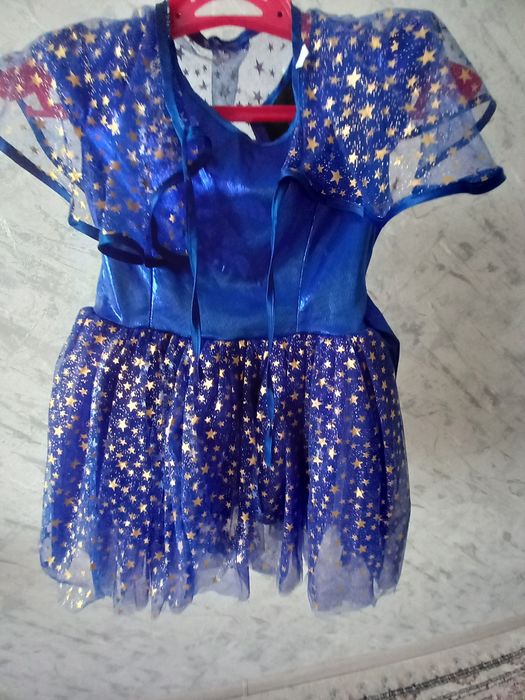 Платье 5000тг на девочку 32размер