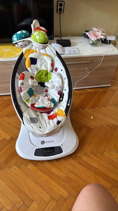 електрическа бебешка люлка 4moms mamaRoo