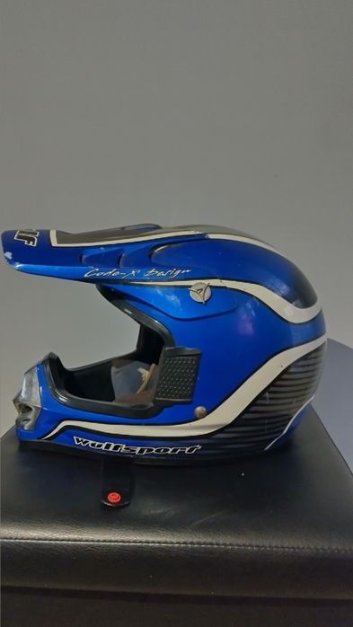 .Каски за мотор.