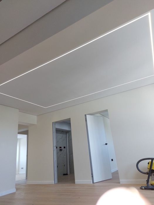 Vând apartament după renovare