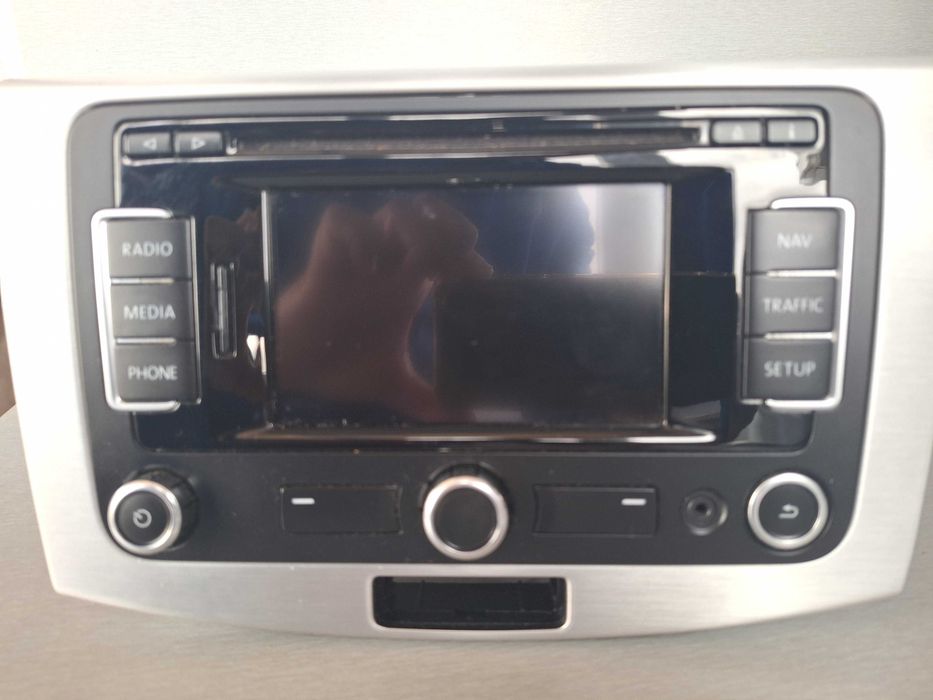 Мултимедия VW Passat b7/b6, Golf 5/6, Skoda, Seat \ Радио CD NAVI Media bluetooth