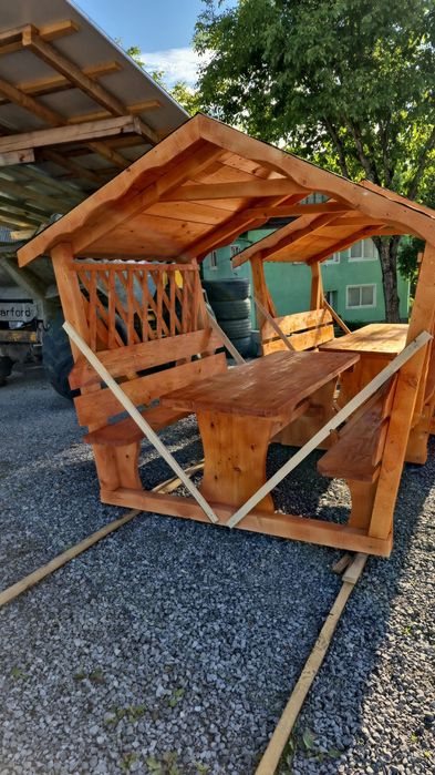 Leagăn  si foișore lemn rotund masiv rustic
