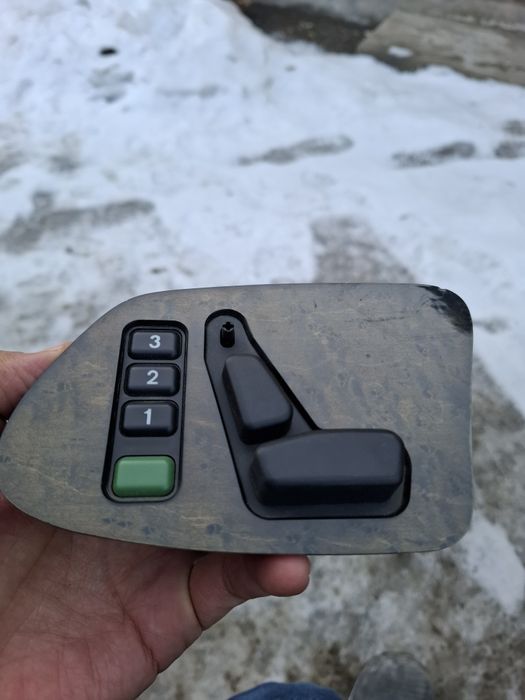 Продам на плавающий сиденье пульт,блок управления,джойстик