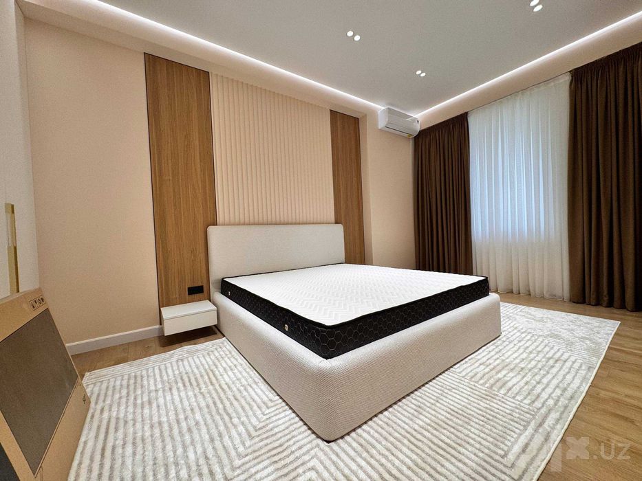НОВОСТРОЙКА 3/6/14 ЖК IMPERIAL Club City Видом на улицу
