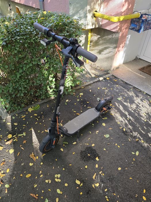Trotinetă Electrică Segway Ninebot KickScooter F40I