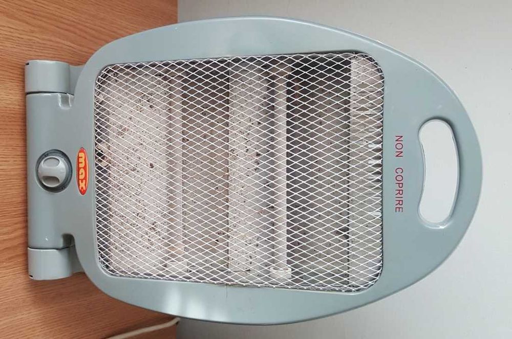 Radiator electric cu două rezistențe electrice pe cuarț