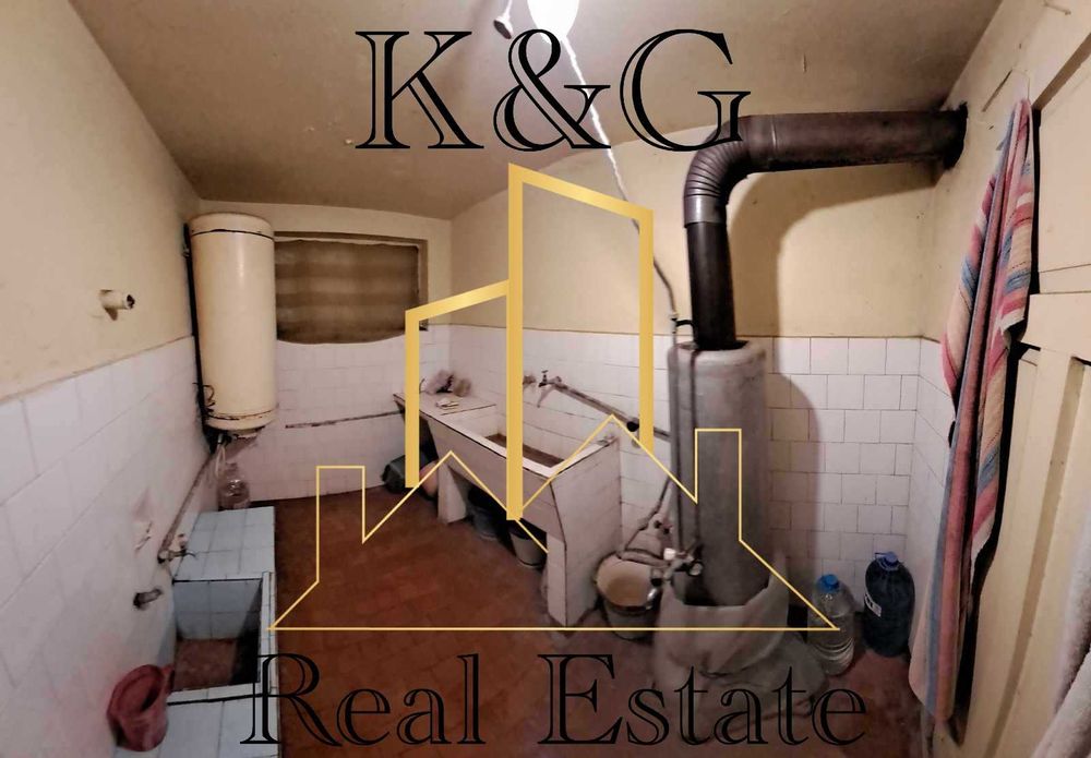 Продава се Къща в с. Гецово, Област Разград - 194 кв.м за 526 €/кв.м - Снимка #8