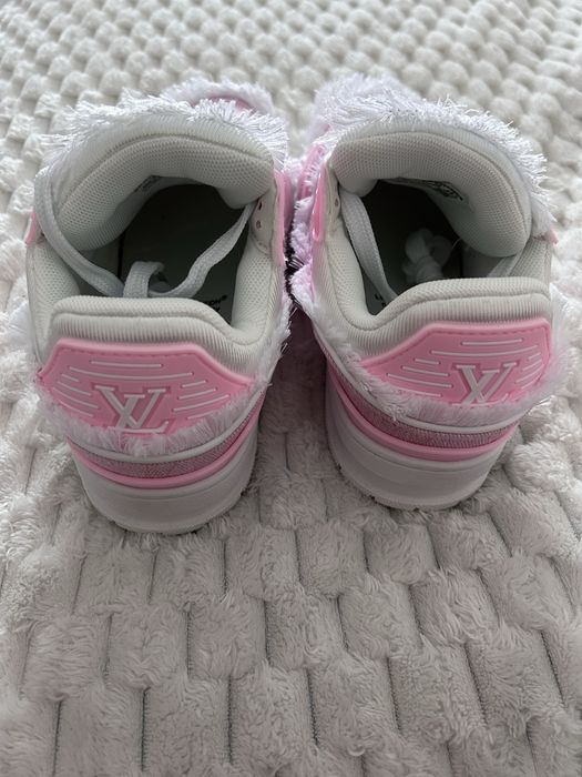 Adidasi Louis Vuitton dama