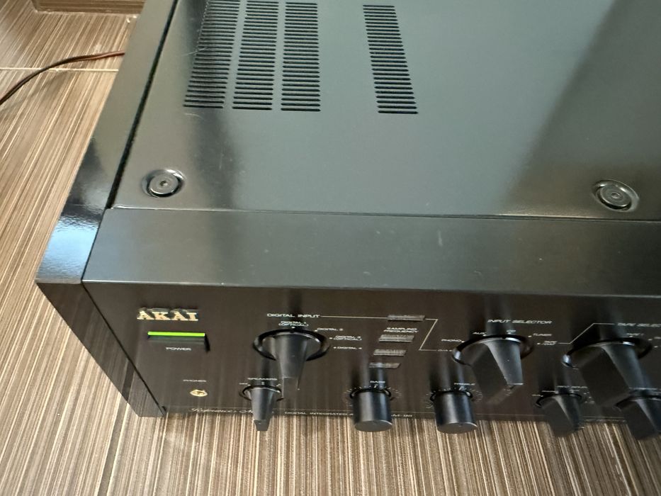 Akai Акай AM-95 Топ Стерео усилвател