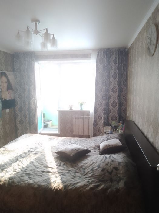 Продам 2-комнатную /Нарык-базар/