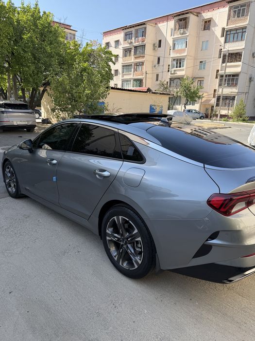 Kia K5 2022-yil GT LINE