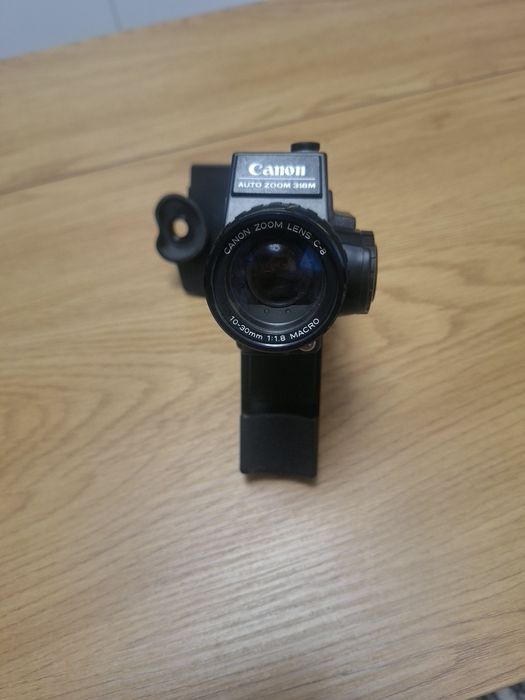 Cameră de filmat vintage