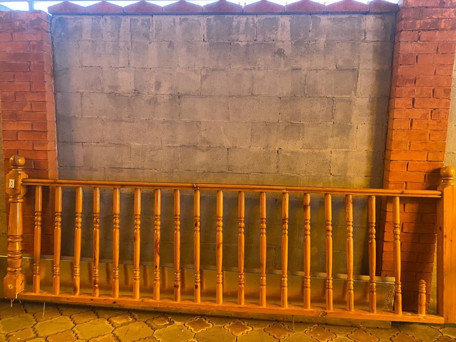 деревяная лестница