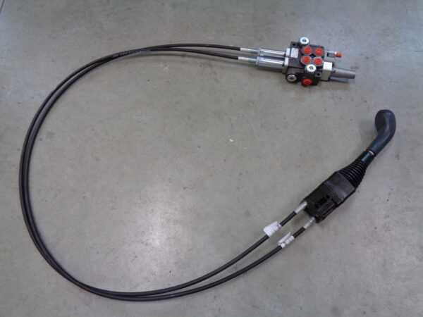 Kit joystick cu distribuitor hidraulic pentru incarcator frontal P40 cu dublu sens si flotant