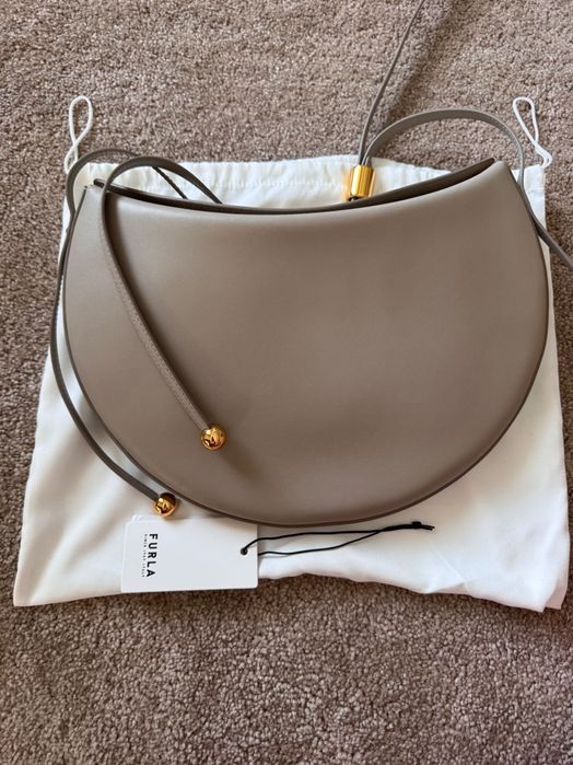 Furla чанта нова