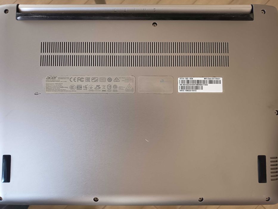 Pachet 3 laptopuri – Acer Swift 3 i5 gen 8 + 2x ASUS