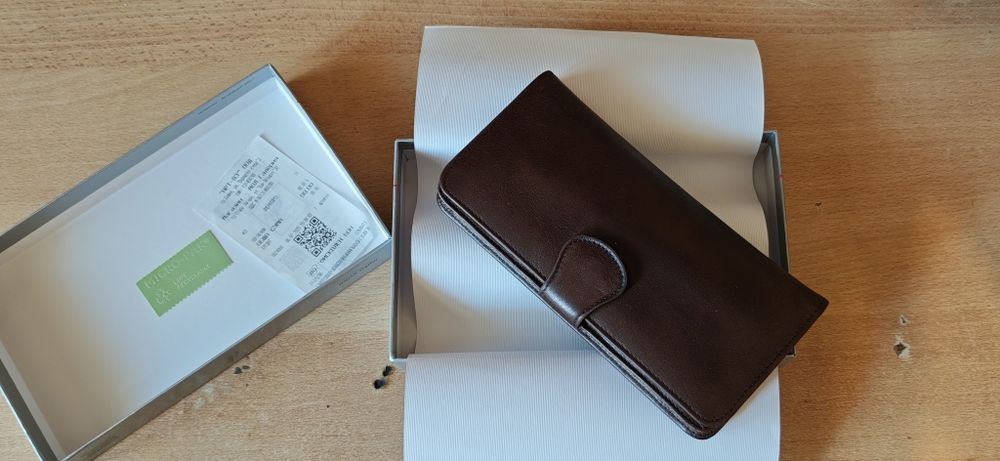 Продавам мъжки портфейл