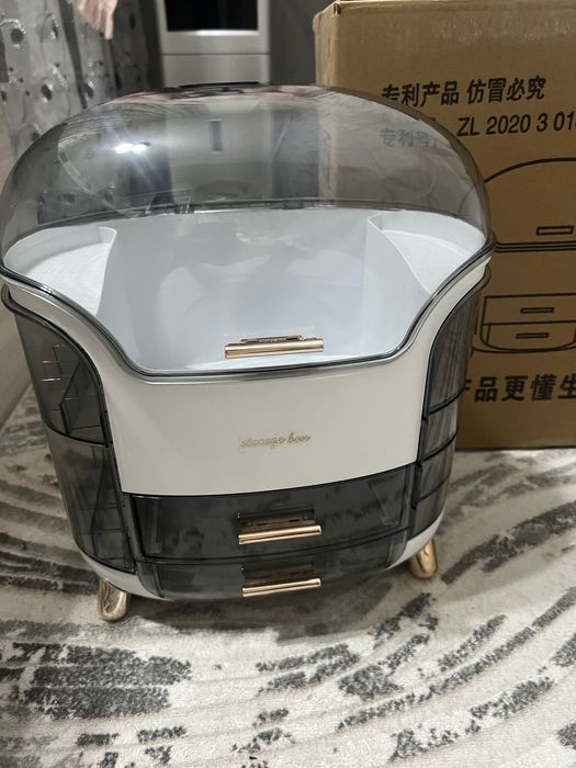 Organayzer kosmetika uchun