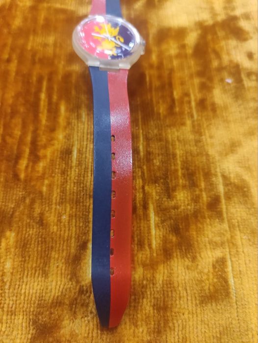 Продавам часовник