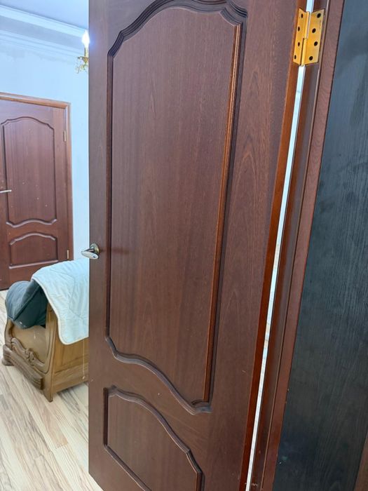 Дерявянные двери