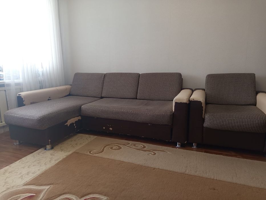 Продам угловой диван