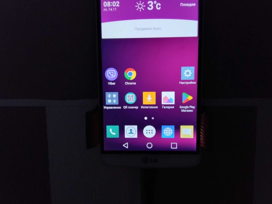 страхотен евтин смартфон с сменена чисто нова батерия LG 3