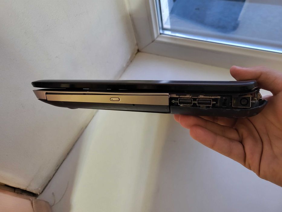 Ноутбук на запчасти i5