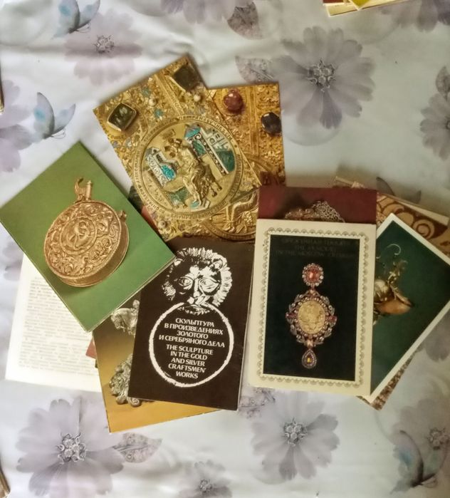 Наборы открыток и буклеты