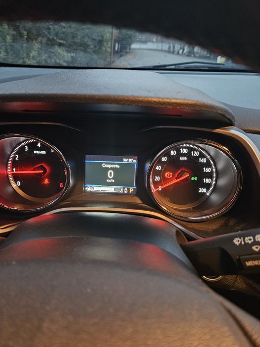 Автомобиль Chevrolet Travker