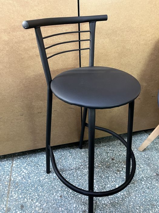 Продам барный стул