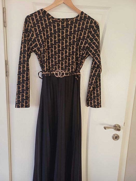 Дълга дамска рокля