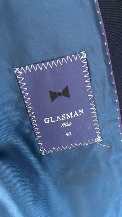 Продам костюм тройка