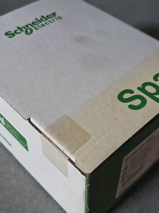 Schneider Electric SpaceLogic KNX MTN6705-0008 + MTN6805-0008