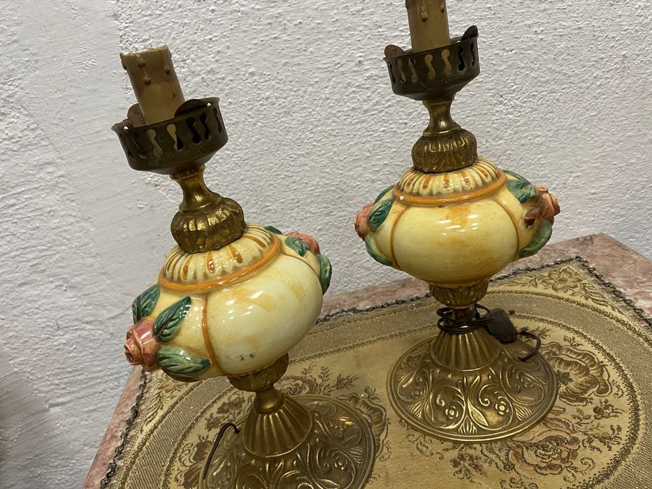 Чифт стари френски лампи от порцелан и месинг