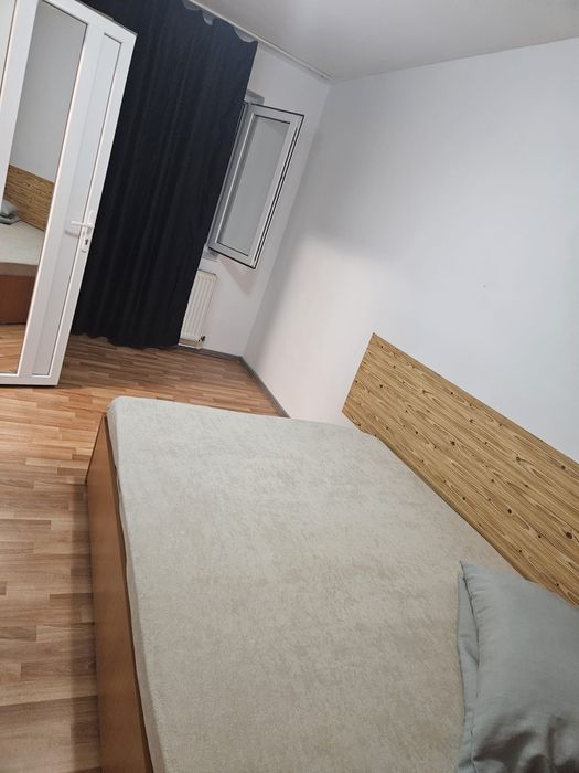 Inchiriez partament regim hotelier