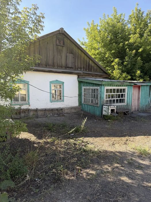 Продается дом с земельным участком