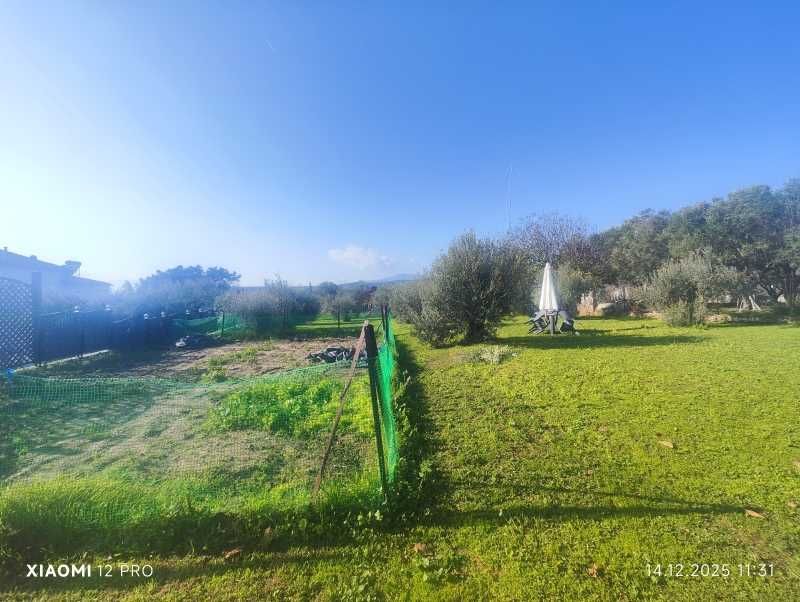 Недовършен апартамент с голям двор в Неа Кердилия, Амфиполи