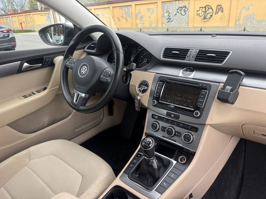 Passat 1.6 tdi 2013 euro5 105 cp mokka bruin navigatie