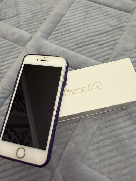 IPhone 6S золотистый цвет