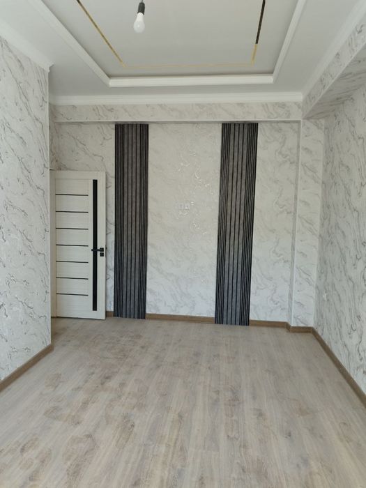 Продаётся 1 комн кв 40 кв + нулевой этаж жилой 40 кв.тёпл.пол,санузел