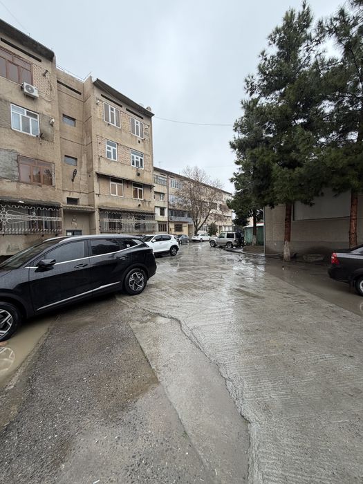 Гагарин Кинап Орка Томонида 2 хоналик Гиштли квартира сотилади 3 этаж