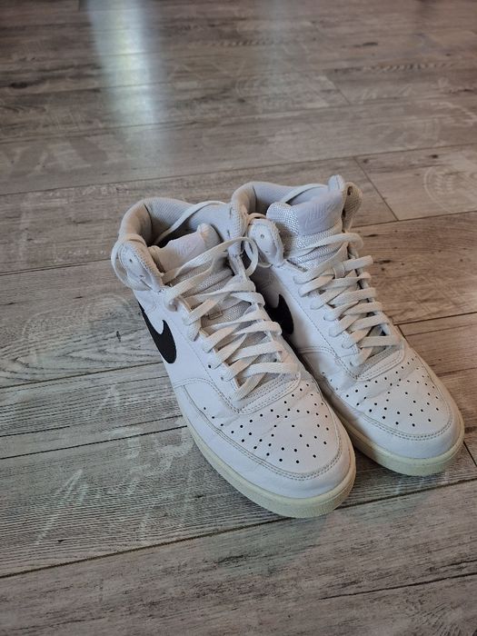 Adidasi nike baschet