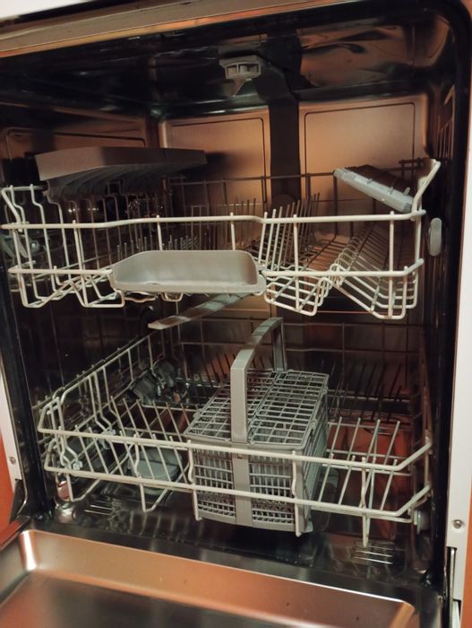 Bosch съдомиялна машина