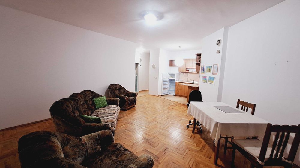 Дава се под наем Тристаен апартамент в Варна, Бриз - 102 кв.м за 598.23 € - Снимка #1